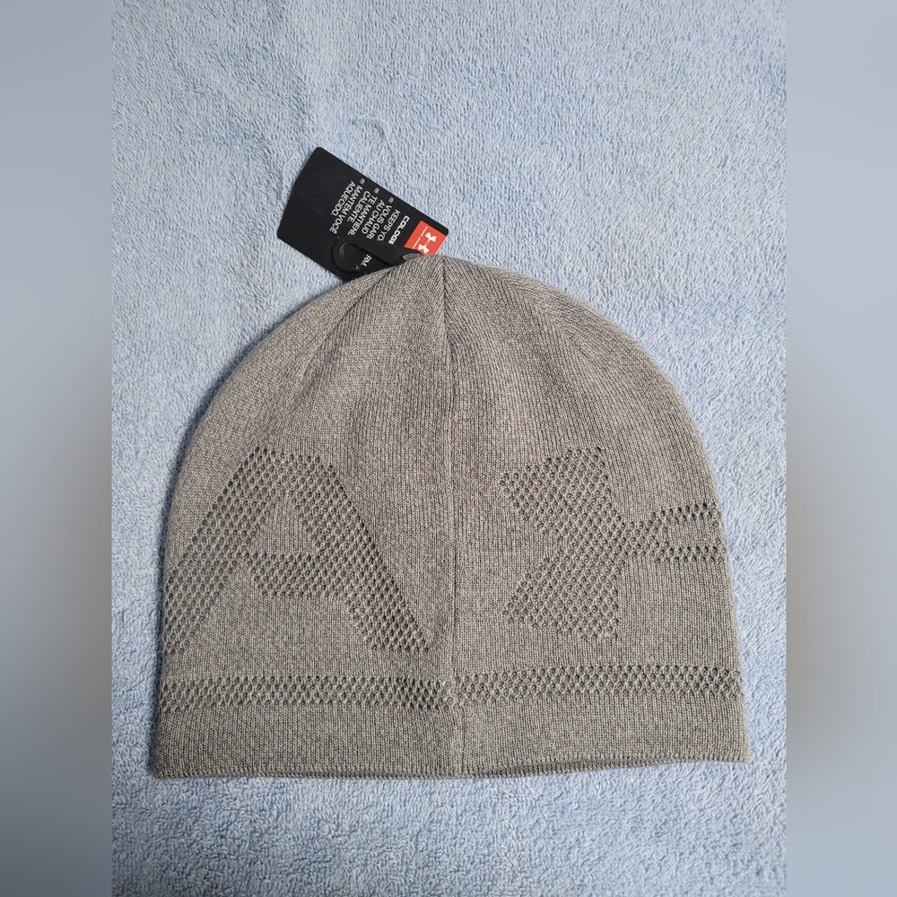 Mens Under Armour Gray Knit Beanie